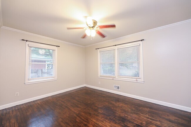 Building Photo - 522 N 25th St