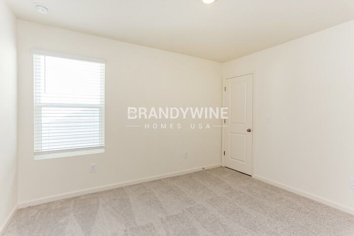 Building Photo - 63 Rowlett Pl