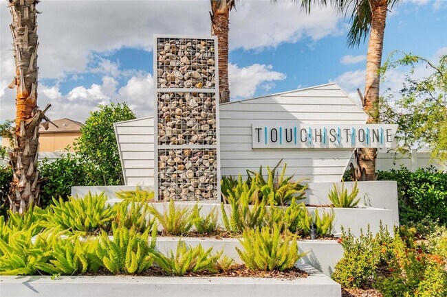 Building Photo - 7512 Samuel Ivy Dr
