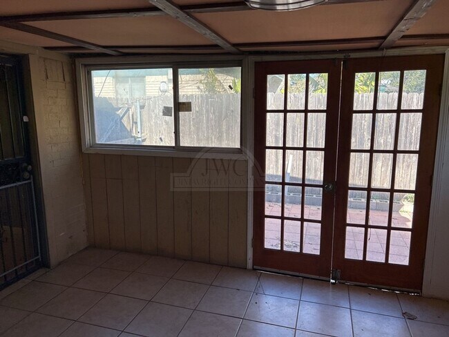 Building Photo - **2 weeks Free Rent***2310 Zinnia Court, K...