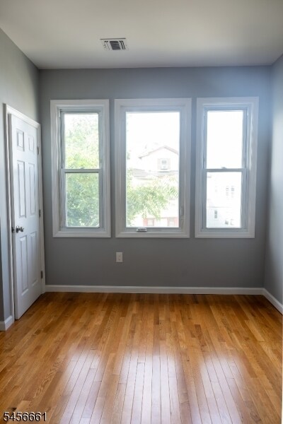 Building Photo - 59 Campfield St