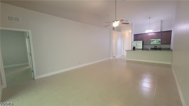 Building Photo - 3208 SW 17th Pl