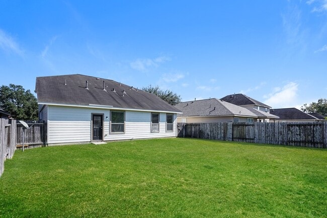 Building Photo - 823 Frontera Ct