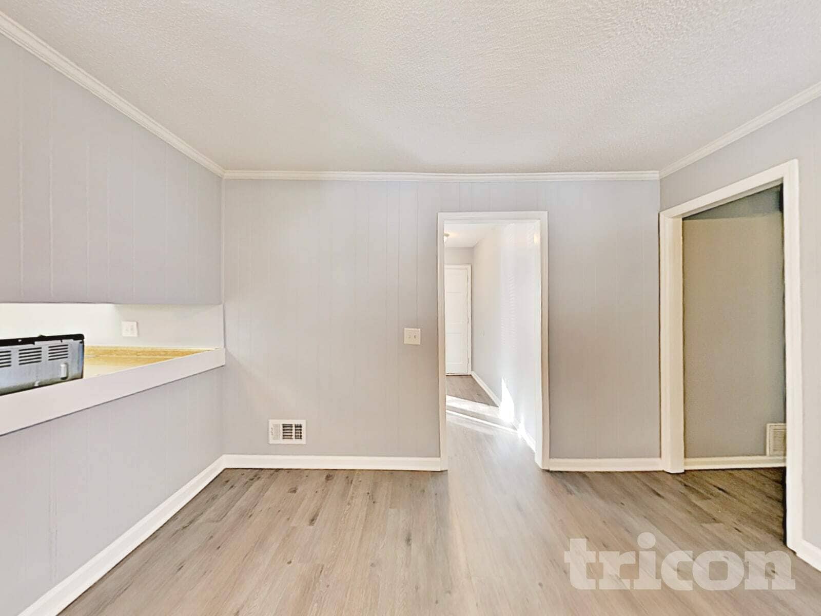 Building Photo - 3213 Woodsen Cir