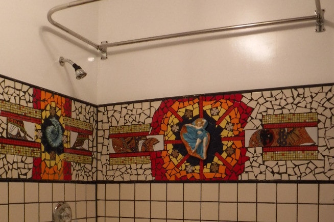Bathroom Mosaic and Hoop Curtain Rod - 2322 E 2nd St