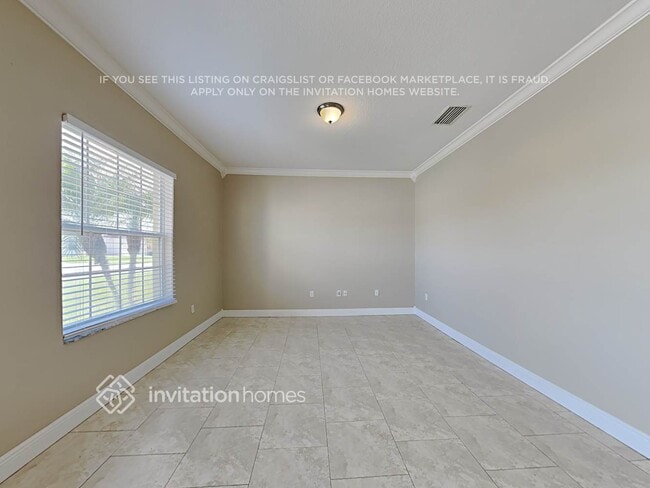 Building Photo - 347 Cloverdale Rd