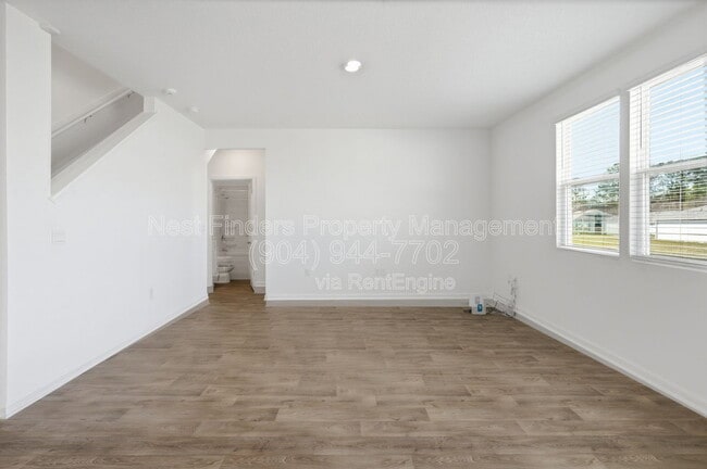 Building Photo - 190 Ardila Cir