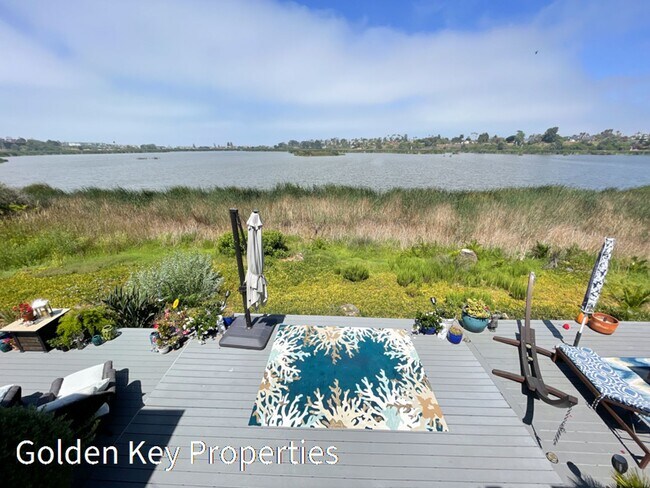 Building Photo - Waterfront Condo on the Buena Vista Lagoon - 5 mins from Carlsbad Village!