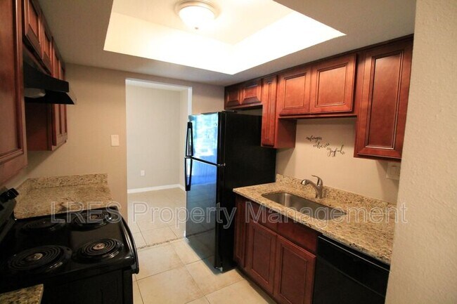 Building Photo - 4723 S Texas Ave