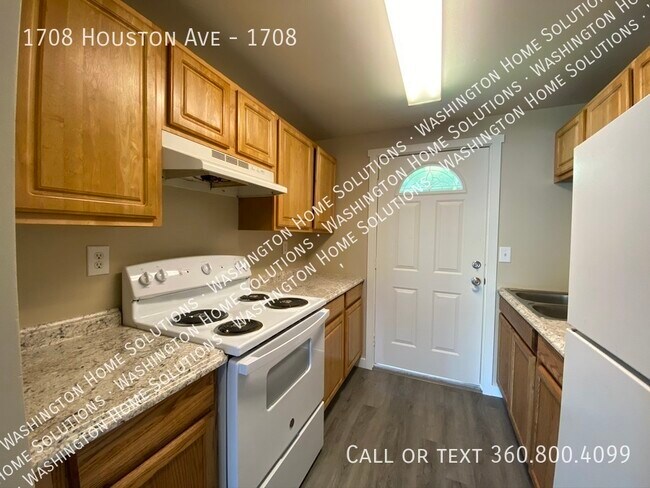 Building Photo - 1708 Houston Ave