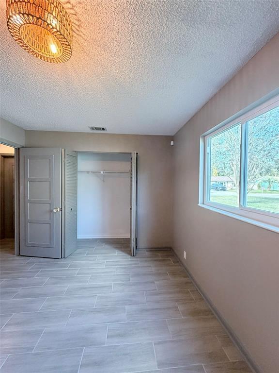 Building Photo - 26 Fillmore Ln