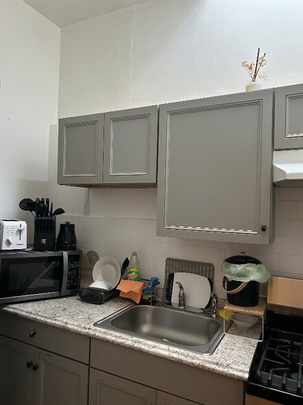 Building Photo - 423 W 147th St