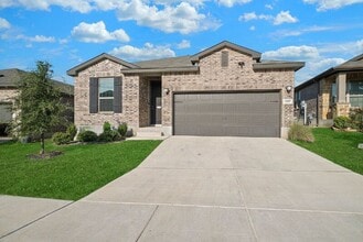 Building Photo - 12927 Maridell Park