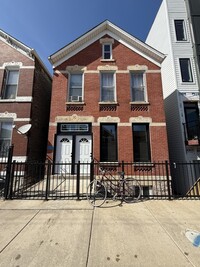 Building Photo - 2124 W 18th Pl