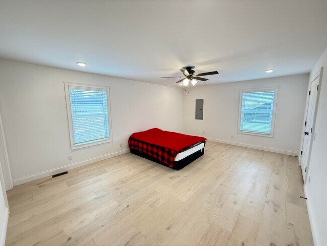 Building Photo - 46 Caden Ln