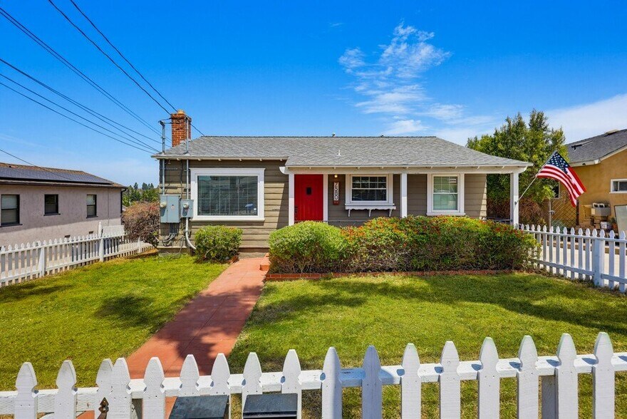 Building Photo - 7580 Saranac Ave