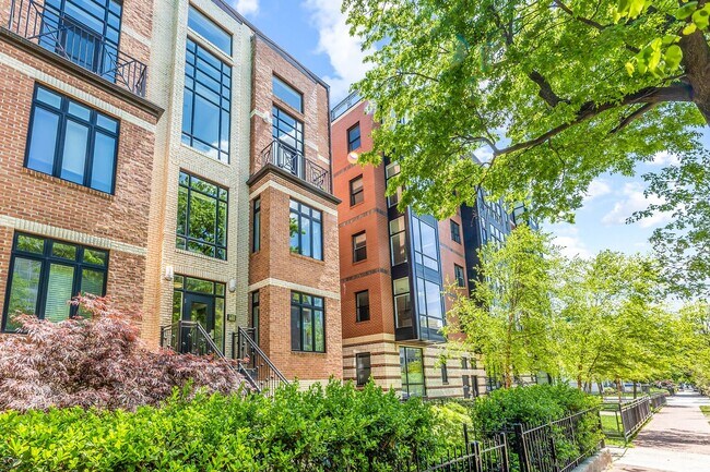 Building Photo - Modern U Street Condo | 2 Bed | 2 Bath | 1000 Sf | Large Balcony | 1 Parking Space