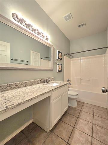 Building Photo - 5423 Lavaca Rd