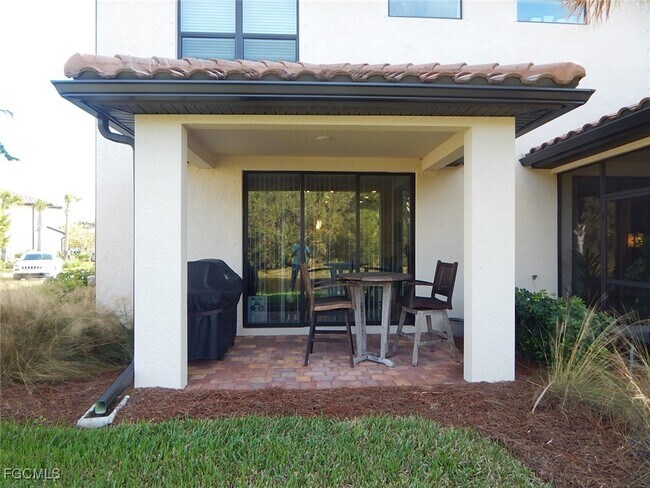 Building Photo - 1437 Weeping Willow Ct