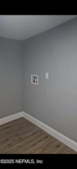 Building Photo - 403 Highland Ave