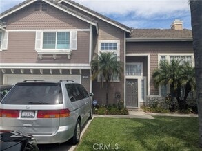 Building Photo - 820 N Justin Pl