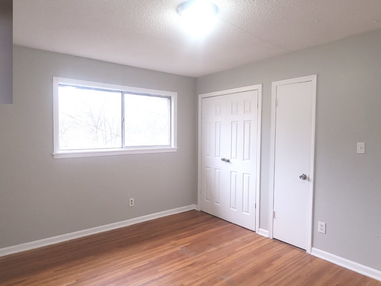Bedroom 2 - 694 S Greer St