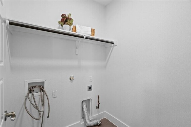 Building Photo - 1765 Rowdy Loop