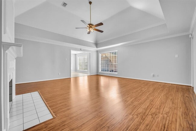 Building Photo - 3827 Bratton St