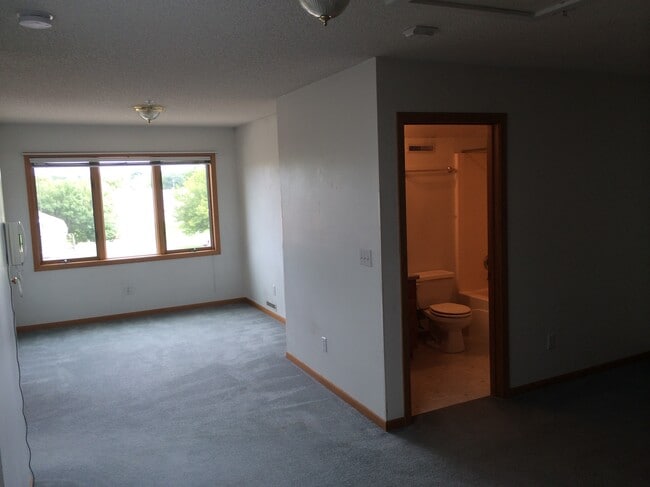 Building Photo - 2050 Keokuk St