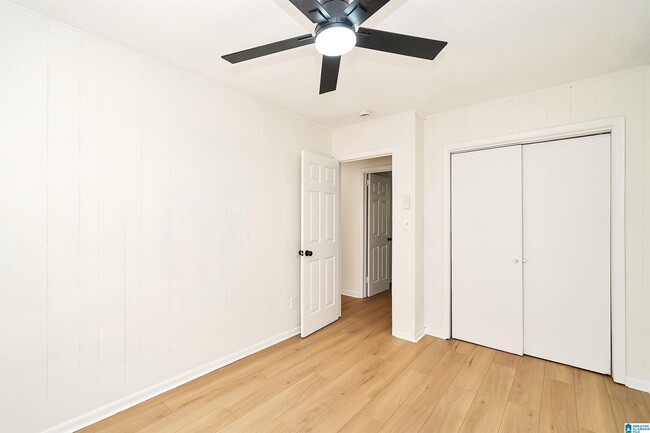 Building Photo - 2838 Micmac Dr