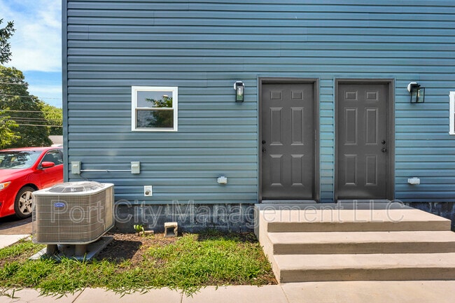 Building Photo - 118 Winters Ln