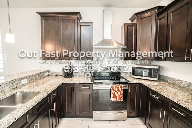 Building Photo - 4859 W Prescott St