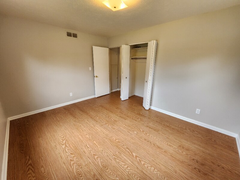 Building Photo - 2347 Graham Rd