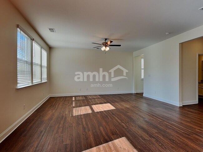 Building Photo - 175 River Hwy