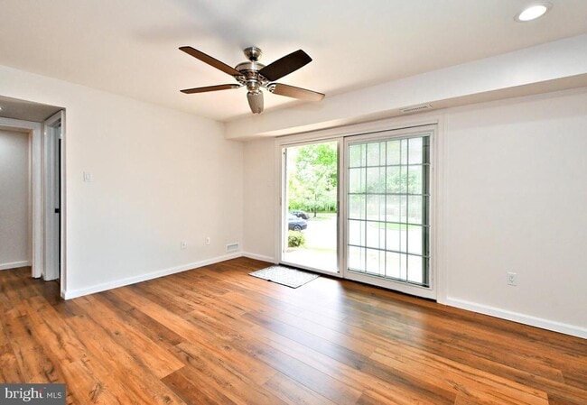 Building Photo - 1401 Society Pl