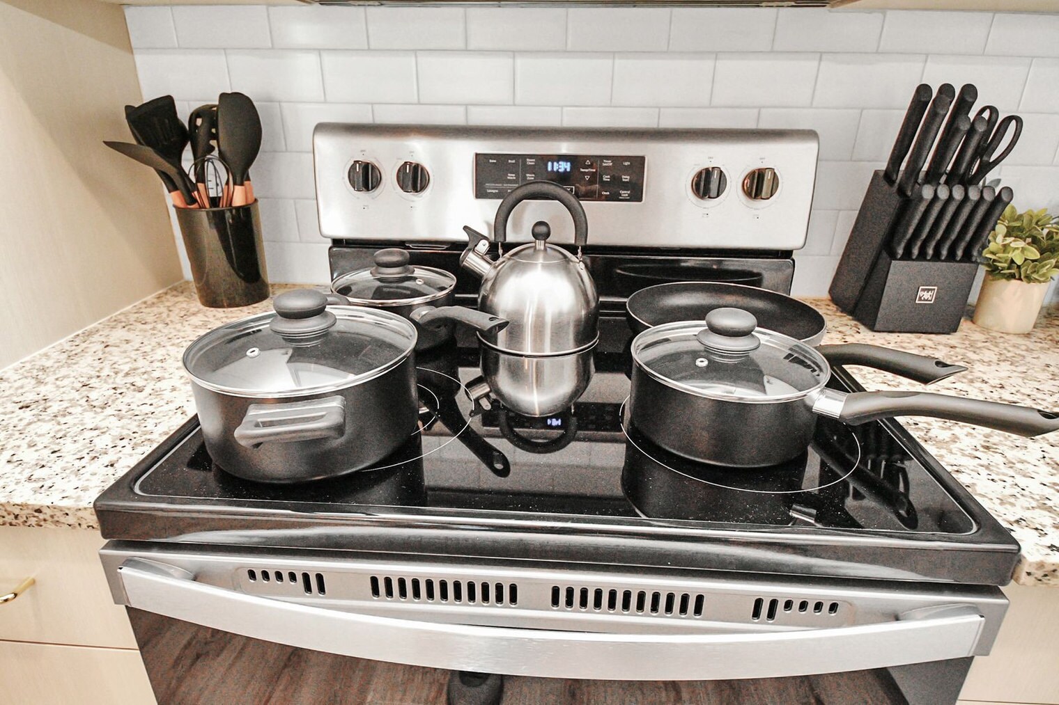 Building Photo - 18210 Park Row Blvd