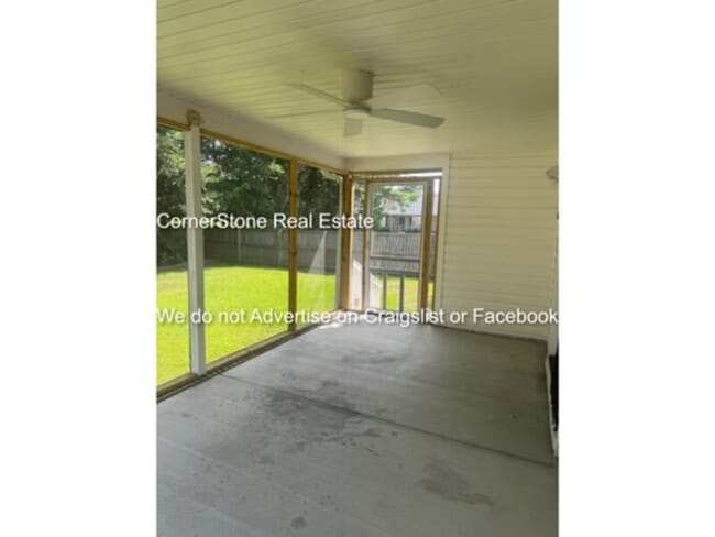 Building Photo - 6499 Chamblee Dr