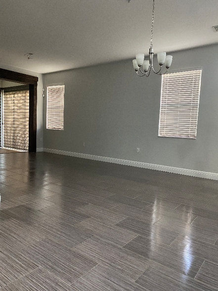 Building Photo - 9635 Tivoli Villa Dr