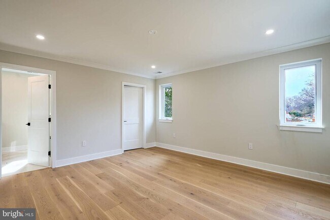 Building Photo - 9300 Riggs Rd