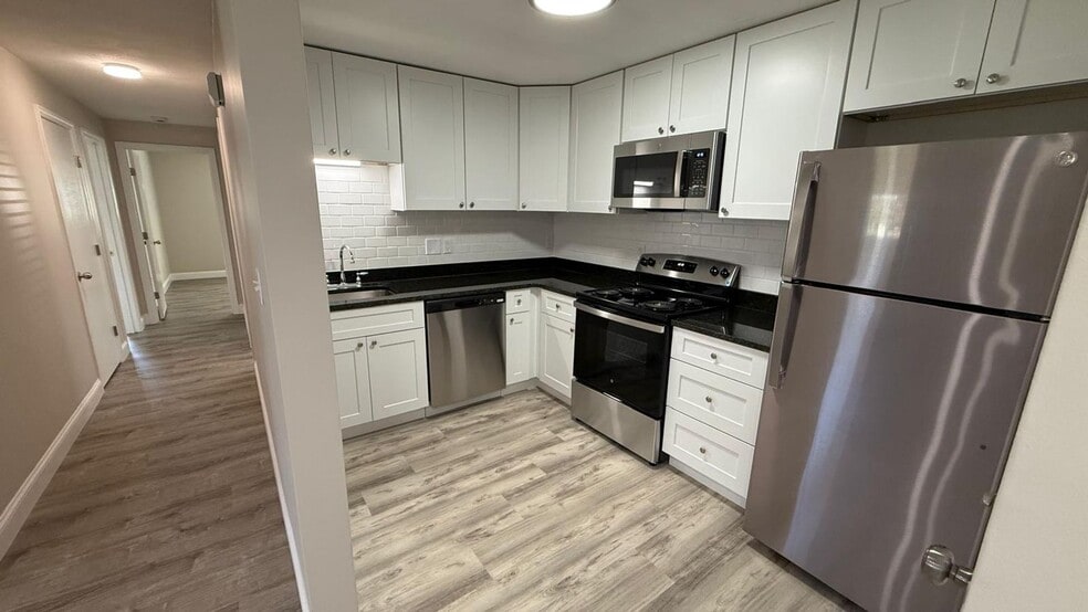 Building Photo - 310 Thompson Road LLC