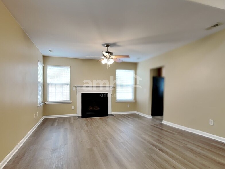 Building Photo - 5829 Bryanstone Pl