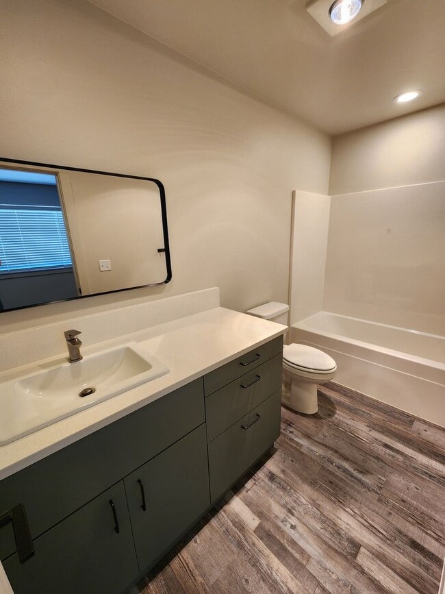 Building Photo - 3 Bedroom 2.5 Bath in Winlock