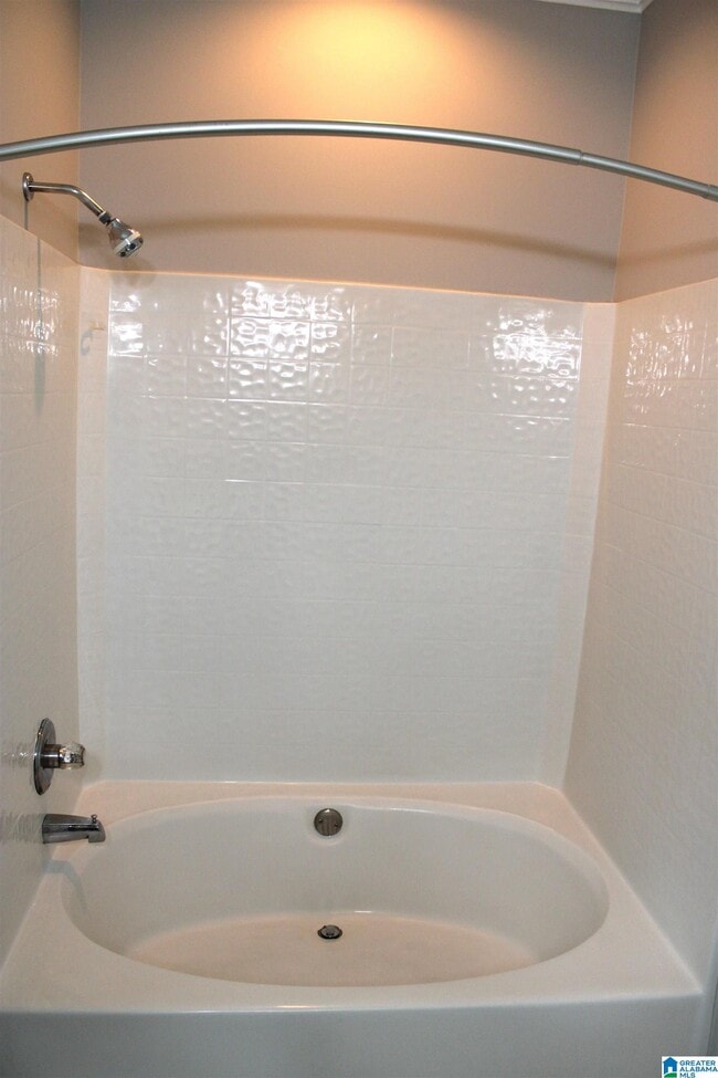 Building Photo - 5338 Cottage Ln