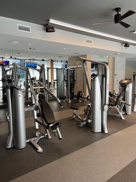 Building Photo - 390 NW 27th St