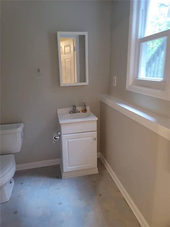 Building Photo - 120 Oak Ridge Dr