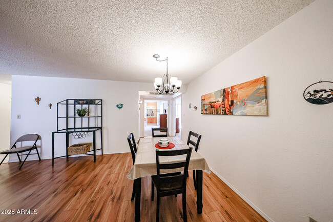 Building Photo - 9445 N 94th Pl