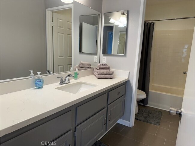 Building Photo - 1462 Nutmey Ln