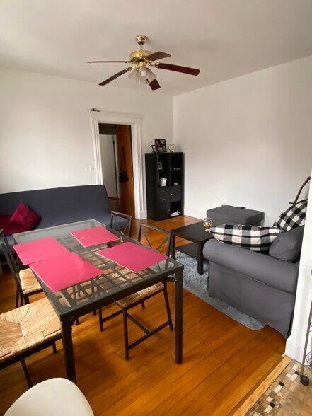 Building Photo - 6 Sutherland Rd