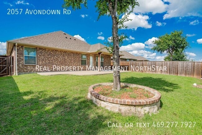 Building Photo - 2057 Avondown Rd