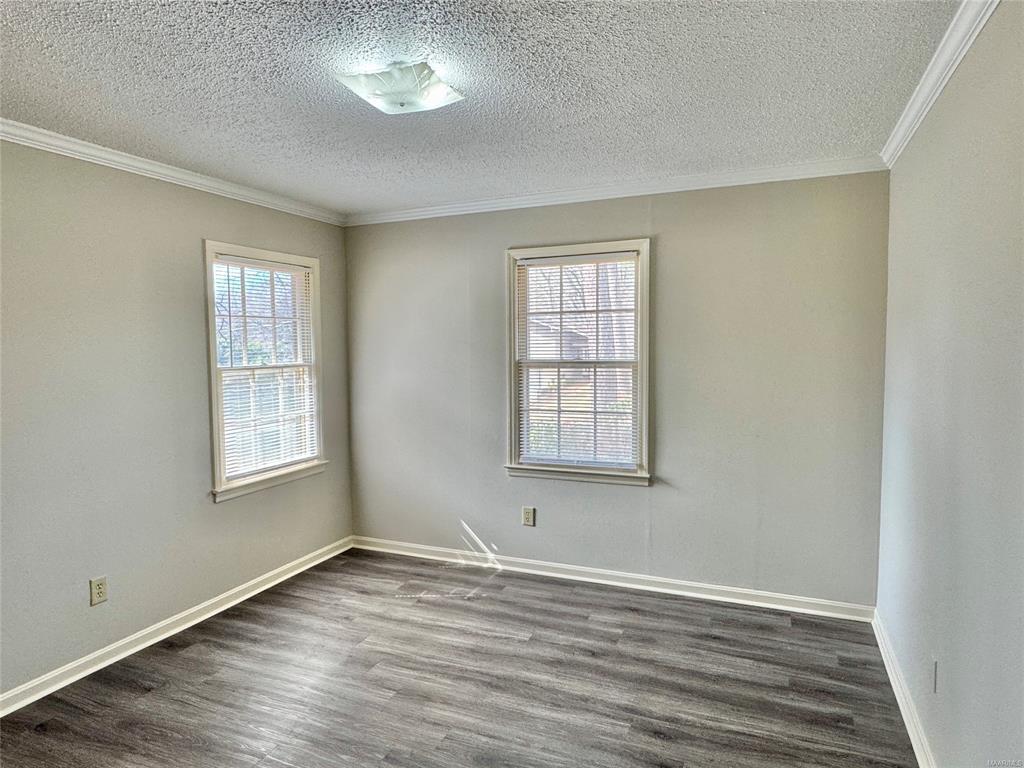 Building Photo - 535 Larkin Ln